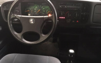 Platana grijze Saab 900 classic